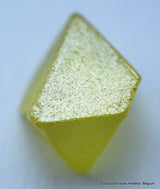 vivid yellow color diamond