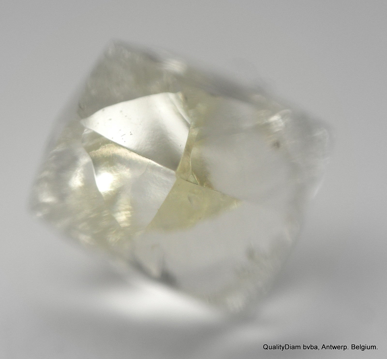 I VVS1 0.74 CARAT Billion Years Old Recently Mined Natural Raw Diamond