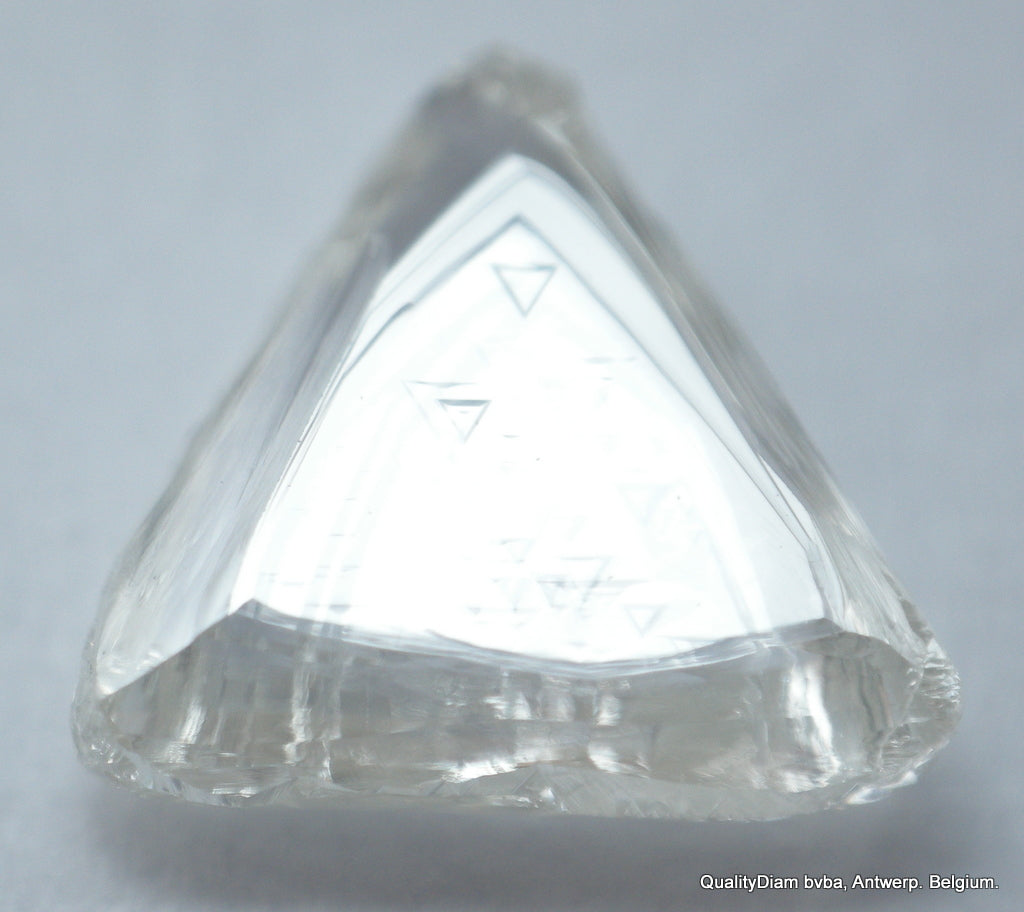 F Vs1 Triangle Shape Rough Diamond Natural Diamond Out From A Diamond Mine