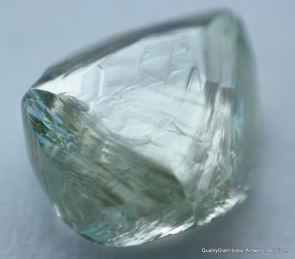 Intense Fancy Green Natural Diamond Beautiful Mackle 0.92 Carat Uncut Diamond