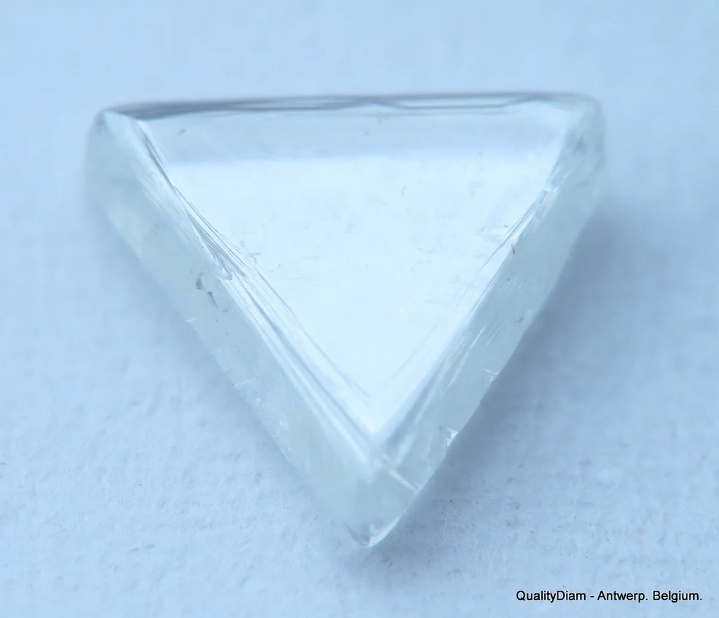 Alignment Triangle Diamond Discover the Unique Elegance of Triangle Diamonds at QualityDiam