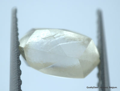 1.16 Carat Beautiful Diamond mackle out from diamond mine - a Gem Diamond