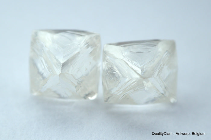 2.11 carats G VVS1 pair of natural uncut diamonds rough out from diamond mine