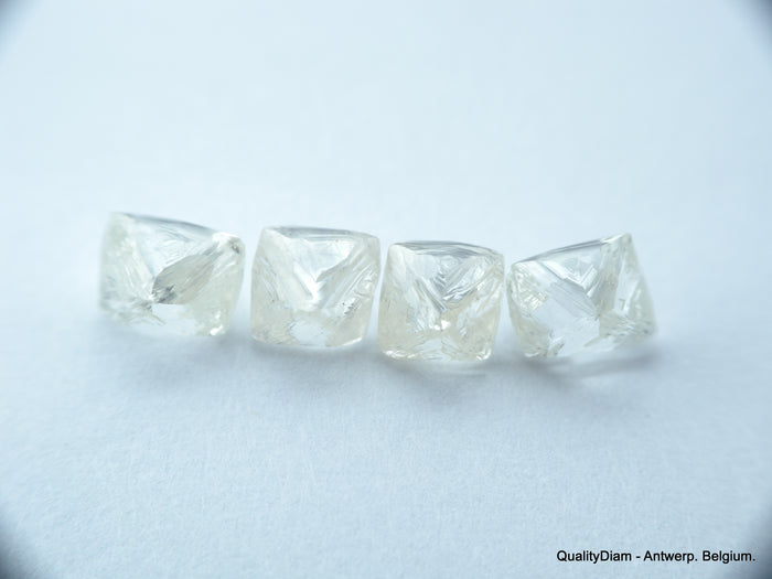 4.08 CARATS WHITE H VS-VVS, NATURAL UNCUT DIAMONDS ROUGH OUT FROM DIAMOND MINE