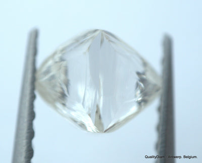 2.01 carats H VVS1 pair of natural uncut diamonds rough out from diamond mine