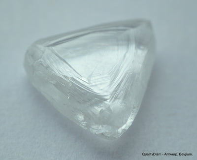 1.95 CARATS NATURAL UNCUT DIAMONDS ROUGH DIAMONDS OUT FROM DIAMOND MINE