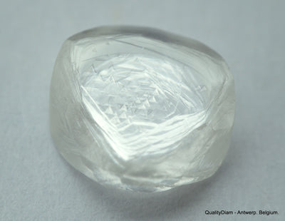1.95 CARATS NATURAL UNCUT DIAMONDS ROUGH DIAMONDS OUT FROM DIAMOND MINE