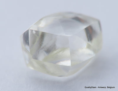 F VVS2 diamond ideal for uncut diamond jewelry. Out from a diamond mine 0.62 carat