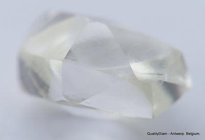 F VVS2 diamond ideal for uncut diamond jewelry. Out from a diamond mine 0.62 carat