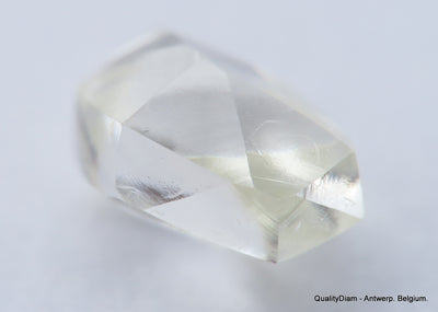 F VVS2 diamond ideal for uncut diamond jewelry. Out from a diamond mine 0.62 carat