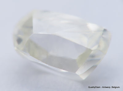 F VS1 diamond ideal for uncut diamond jewelry. Out from a diamond mine 0.64 carat