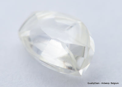 E VS2, 0.68 carat diamond out from a mine. ideal for rough diamond jewelry.