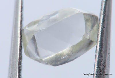 G VVS2 diamond ideal for uncut diamond jewelry. Out from a diamond mine 0.92 carat