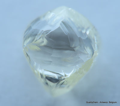 I VVS1 Real & beautiful diamond out diamond mine. natural, uncut gemstone