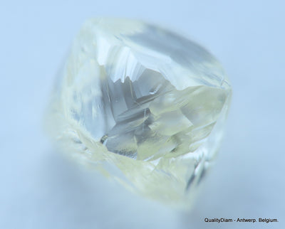 I VVS1 Real & beautiful diamond out diamond mine. natural, uncut gemstone