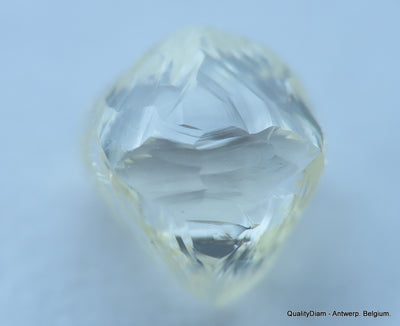 I VVS1 Real & beautiful diamond out diamond mine. natural, uncut gemstone