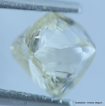 I VVS1 Real & beautiful diamond out diamond mine. natural, uncut gemstone