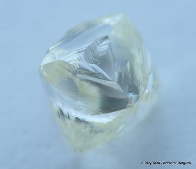 I VVS1 Real & beautiful diamond out diamond mine. natural, uncut gemstone