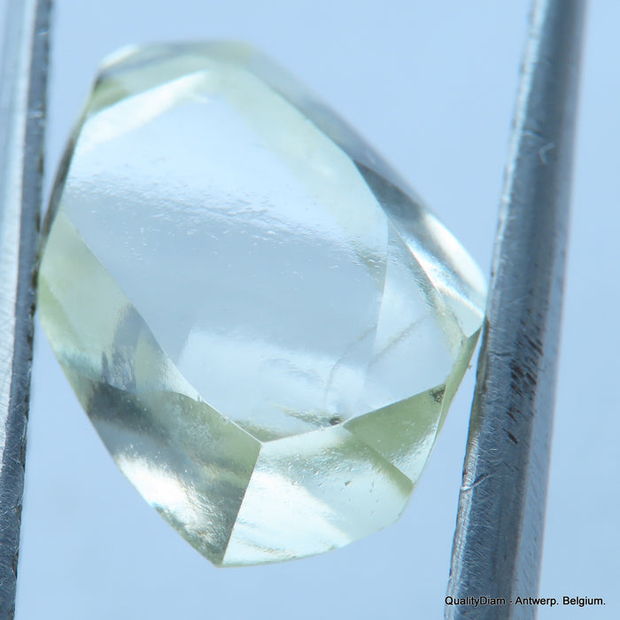 1.81 Carat beautiful diamond mackle out from diamond mine - a gem diamond