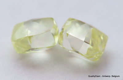 1.04 carats beautiful Fancy Yellow natural diamonds out from diamond mines