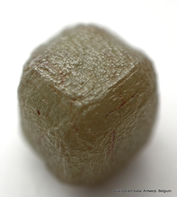 Cube shape diamond