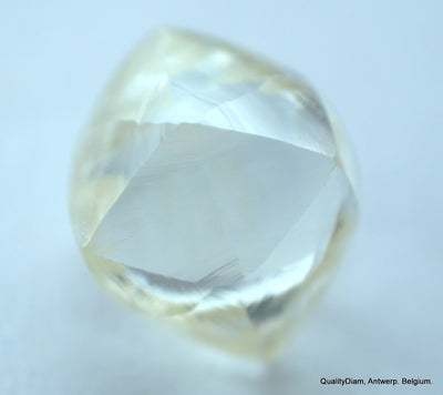 1.37 Carat flawless beautiful natural, uncut diamond out from a diamond mine