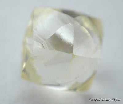 1.37 Carat flawless beautiful natural, uncut diamond out from a diamond mine