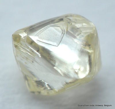 0.30 CARAT NATURAL DIAMOND OUT FROM A DIAMOND MINE. OCTAHEDRON, SILVER CAPE, SI2