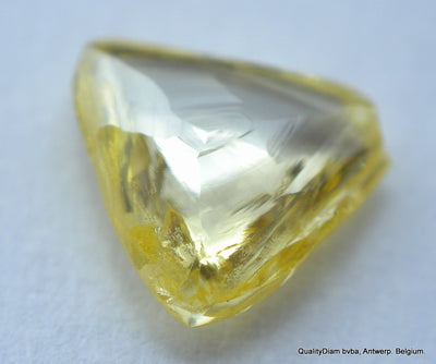 Vivid Yellow diamond