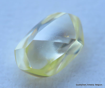 Beautiful diamond intense fancy yellow rare natural diamond mackle