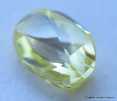 Flawless, clean, intense fancy yellow rare natural diamond mackle