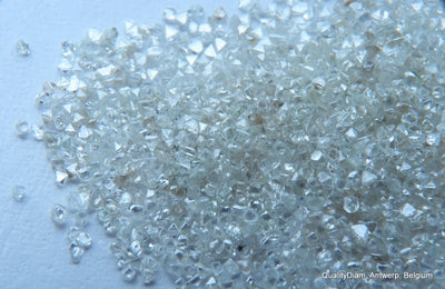 3.11 Carats natural diamonds out from diamond mines