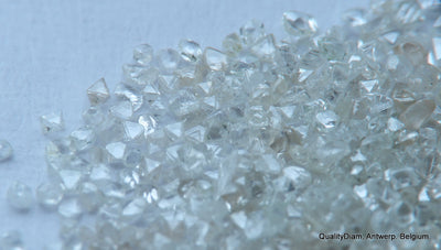 3.25 Carats natural diamonds out from diamond mines