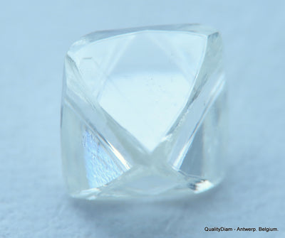 1.02 CARAT E VS1 GEMSTONE FULL WHITE DIAMOND OUT FROM A DIAMOND MINE