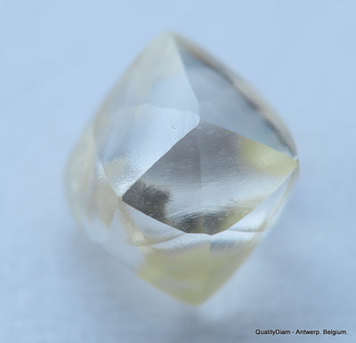 0.92 CARAT NATURAL DIAMOND  OUT FROM A DIAMOND MINE - REAL IS RARE