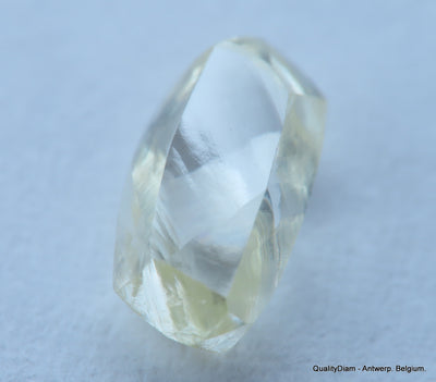 0.88 CARAT NATURAL DIAMOND  OUT FROM A DIAMOND MINE - REAL IS RARE