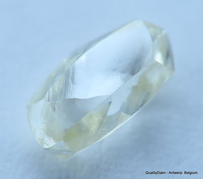 0.88 CARAT NATURAL DIAMOND  OUT FROM A DIAMOND MINE - REAL IS RARE