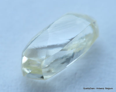 0.88 CARAT NATURAL DIAMOND  OUT FROM A DIAMOND MINE - REAL IS RARE